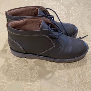 Clarks artisan tie up boots